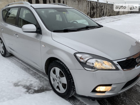 Kia Ceed 2010