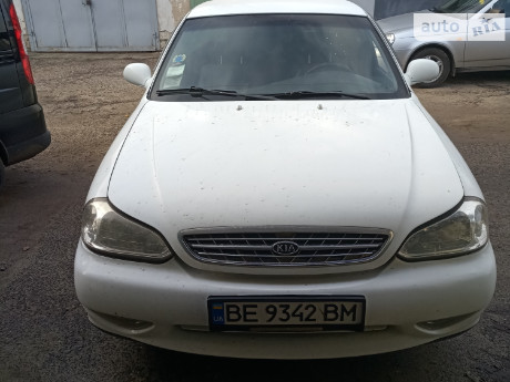 Kia Clarus 1998