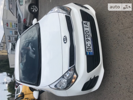 Kia Rio 1.4 АT (107 л.с.) 2015