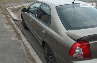 Kia Shuma  2004