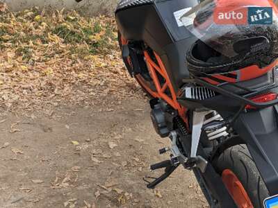 KTM 390 Duke