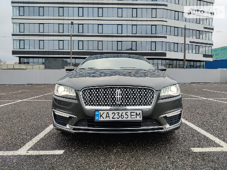 Lincoln MKZ 2019