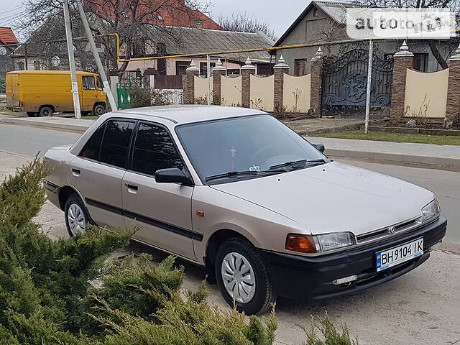 Mazda 323 1992