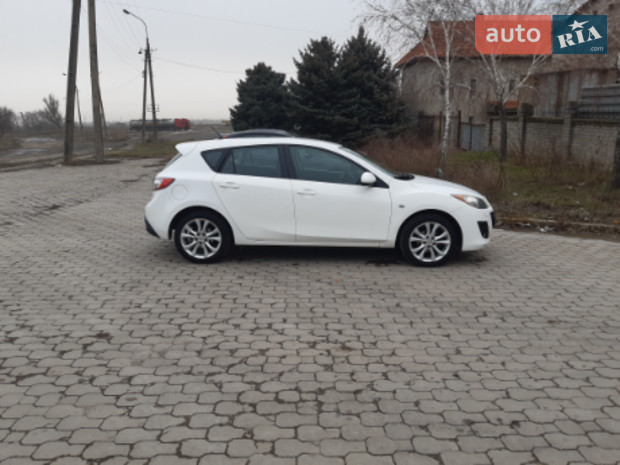 3 Mazda 3