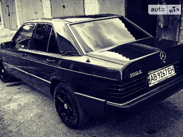 190 Mercedes-Benz 190