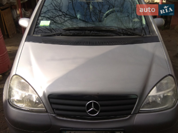 A 140 Mercedes-Benz A 140