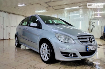 Mercedes-Benz B 180 2010