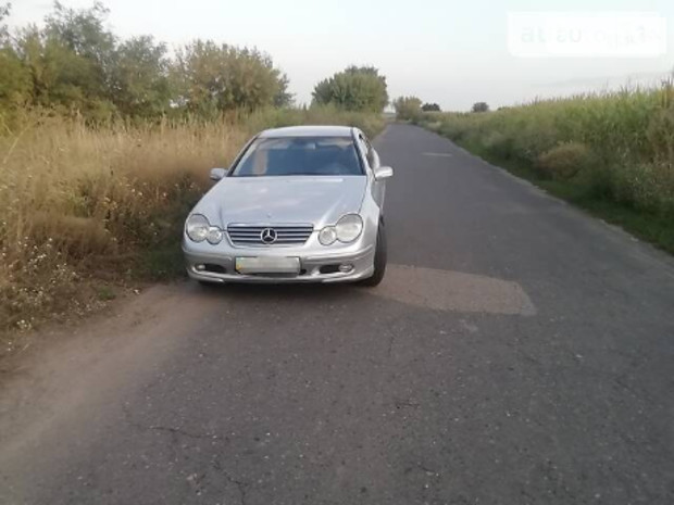 Mercedes-Benz C 200