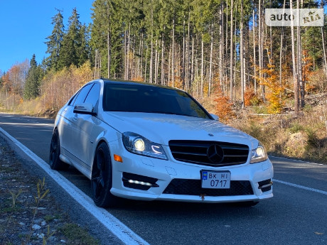 Mercedes-Benz C 250 2012