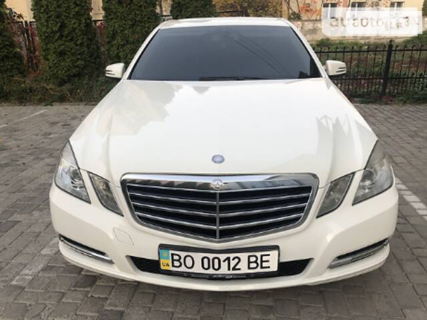 E 200 Mercedes-Benz E 200