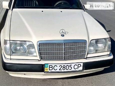 Mercedes-Benz E 200 1995