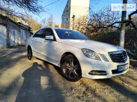 Mercedes-Benz E 200 2012