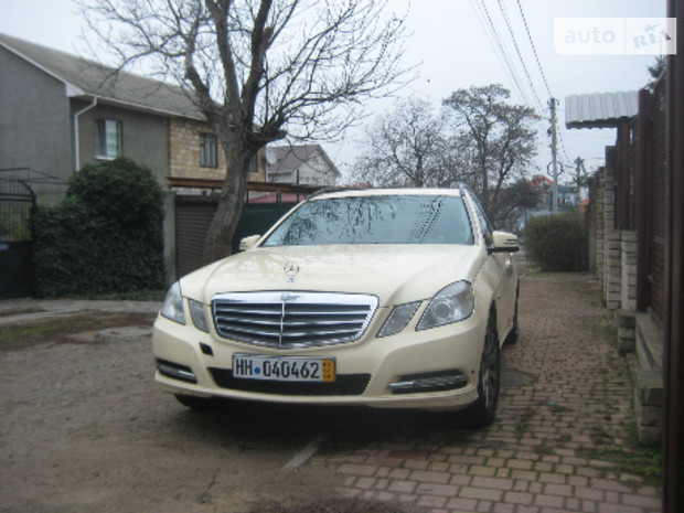 E 200 Mercedes-Benz E 200