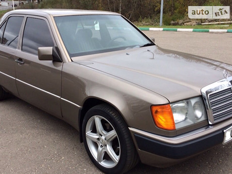 Mercedes-Benz E 230 1989 Mercedes-Benz E 230 1989