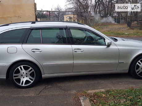 Mercedes-Benz E 270 2003