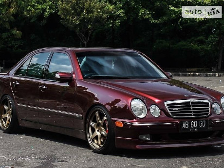 Mercedes-Benz E 270 2002