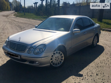 Mercedes-Benz E-Class 2003