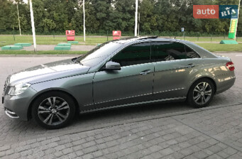 Mercedes-Benz E-Class  2010