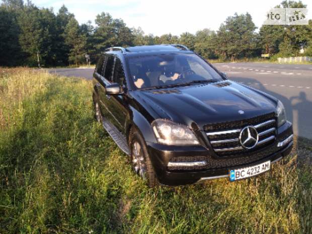 Mercedes-Benz GL 500