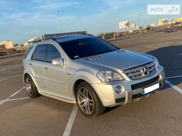 Mercedes-Benz ML 63 AMG