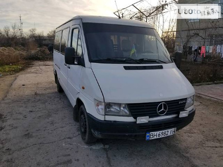 Mercedes-Benz Sprinter 212 пас. 1996