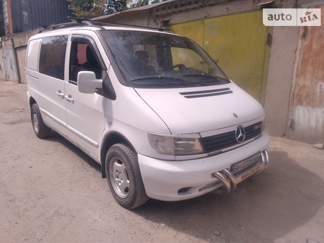 Mercedes-Benz Vito пасс. 2003 Mercedes-Benz Vito пасс. 2003