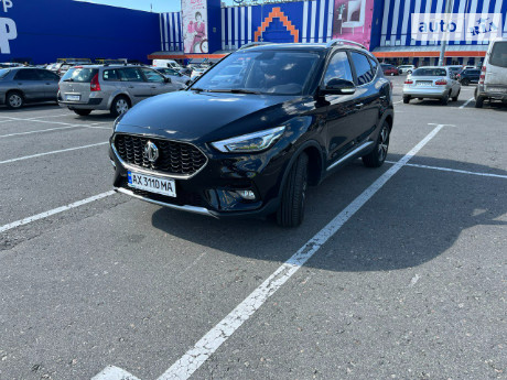 MG ZS 2021