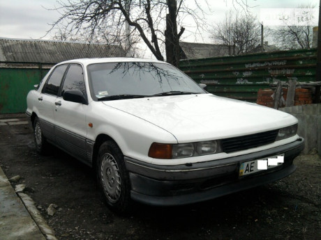 Mitsubishi Galant 1989