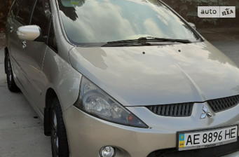 Mitsubishi Grandis  2007