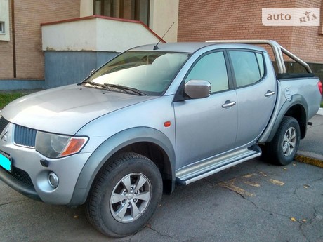 Mitsubishi L 200 2008