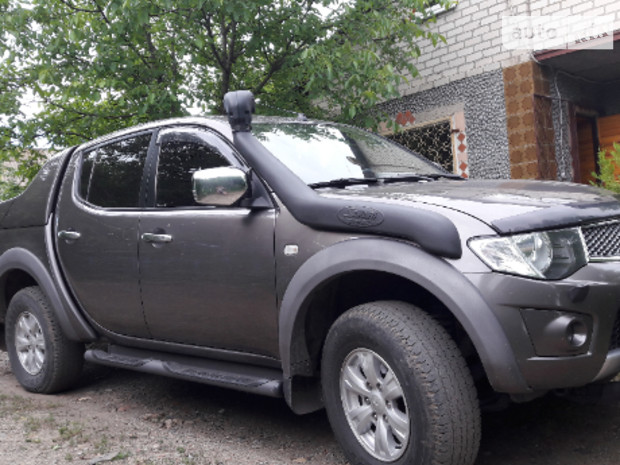 Mitsubishi L 200