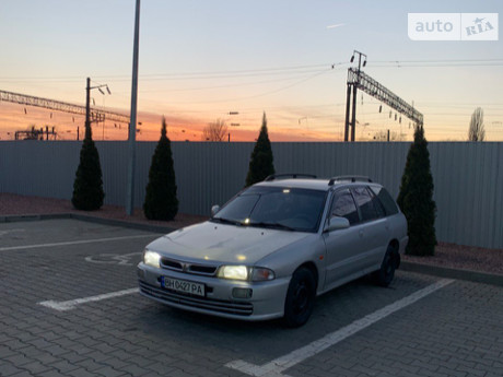 Mitsubishi Lancer 1998