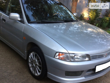 Mitsubishi Lancer 2000