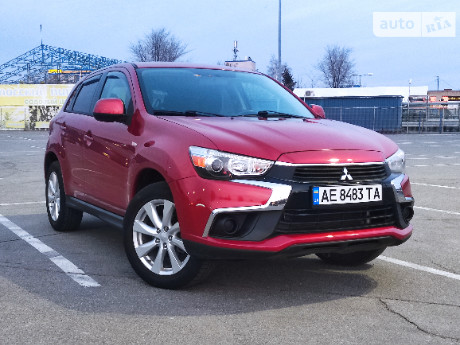 Mitsubishi Outlander Sport 2015