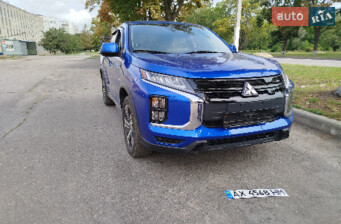 Mitsubishi Outlander Sport