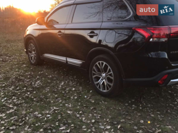 Outlander Mitsubishi Outlander