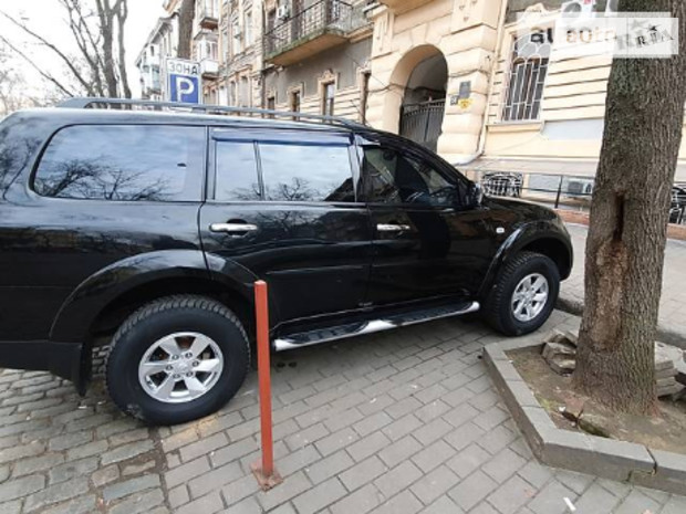 Mitsubishi Pajero Sport