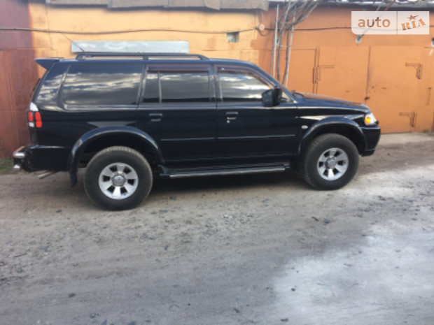 Mitsubishi Pajero Sport