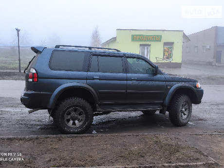 Mitsubishi Pajero Sport ...