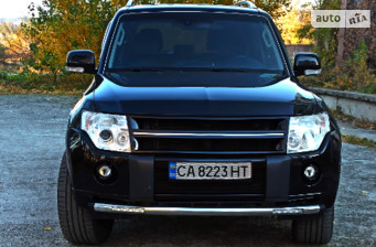 Mitsubishi Pajero Wagon 2011