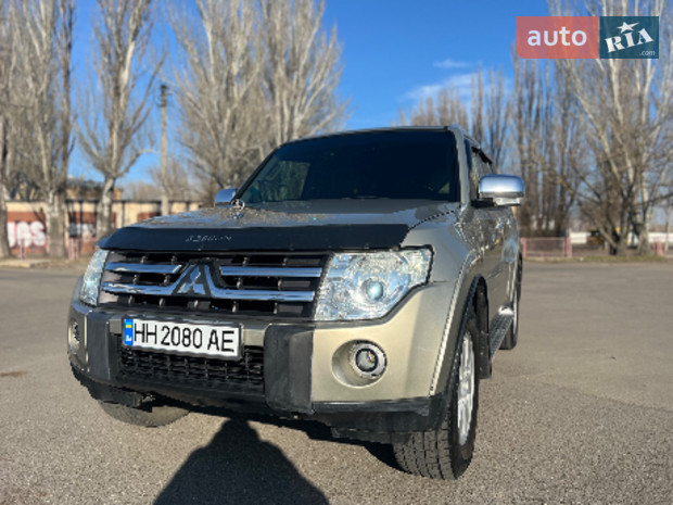 Mitsubishi Pajero Wagon