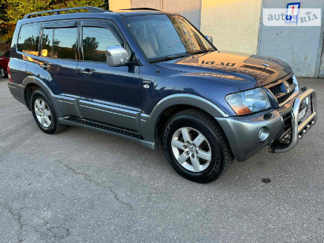 Mitsubishi Pajero 2006