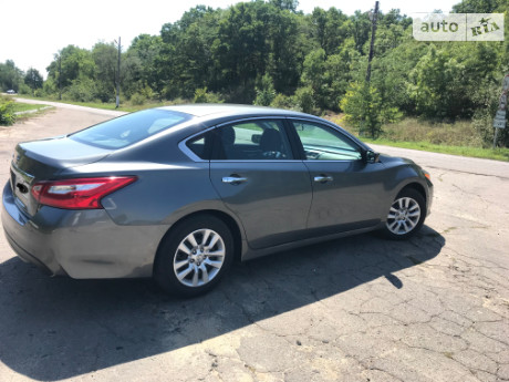 Nissan Altima 2017