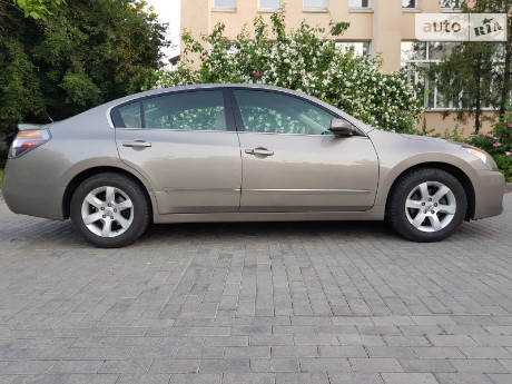 Nissan Altima 2008