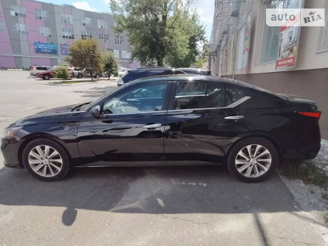 Nissan Altima 2018