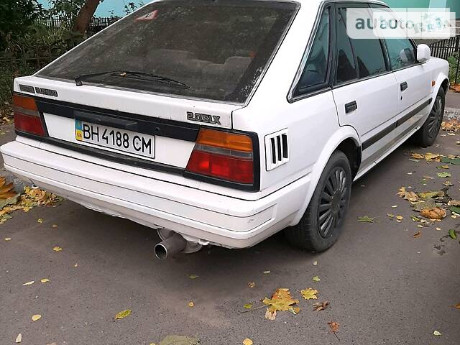 Nissan Bluebird 1989