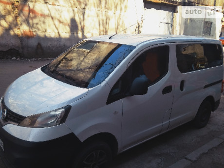 Nissan NV200 2010