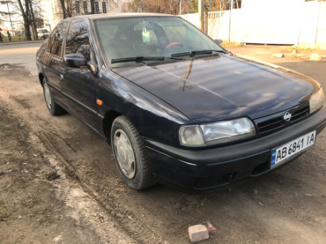 Nissan Primera 1993