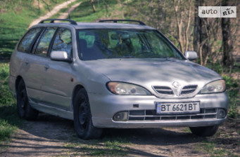 Nissan Primera  2000