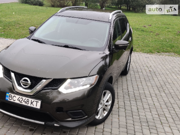 Rogue Nissan Rogue